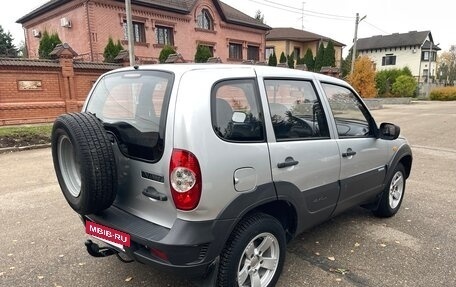 Chevrolet Niva I рестайлинг, 2010 год, 525 000 рублей, 9 фотография