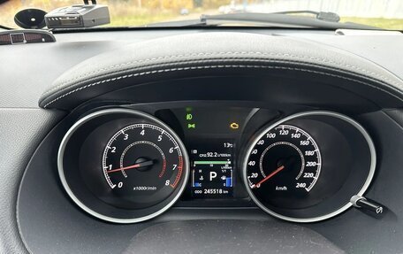 Mitsubishi Outlander III рестайлинг 3, 2011 год, 910 000 рублей, 7 фотография