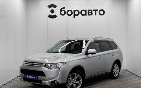 Mitsubishi Outlander III рестайлинг 3, 2014 год, 1 470 000 рублей, 1 фотография