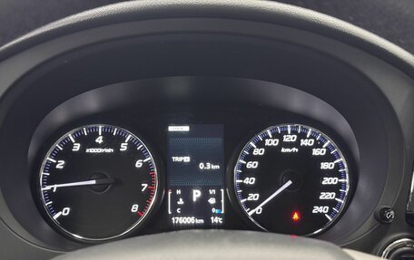 Mitsubishi Outlander III рестайлинг 3, 2014 год, 1 470 000 рублей, 10 фотография
