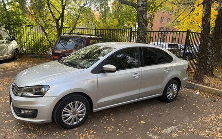 Volkswagen Polo VI (EU Market), 2017 год, 1 000 000 рублей, 2 фотография