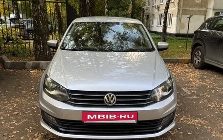Volkswagen Polo VI (EU Market), 2017 год, 1 000 000 рублей, 3 фотография