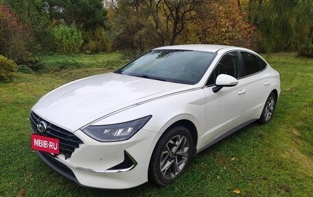 Hyundai Sonata VIII, 2020 год, 2 450 000 рублей, 3 фотография