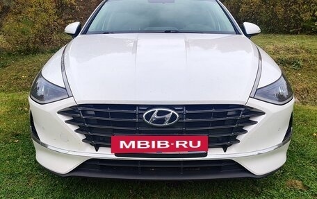 Hyundai Sonata VIII, 2020 год, 2 450 000 рублей, 2 фотография