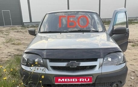 Chevrolet Niva I рестайлинг, 2016 год, 450 000 рублей, 1 фотография