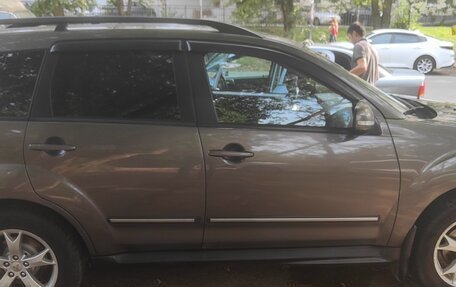Mitsubishi Outlander III рестайлинг 3, 2012 год, 1 130 000 рублей, 4 фотография