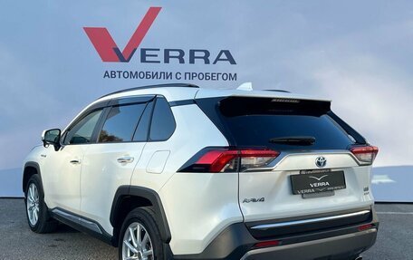 Toyota RAV4, 2019 год, 2 990 000 рублей, 7 фотография