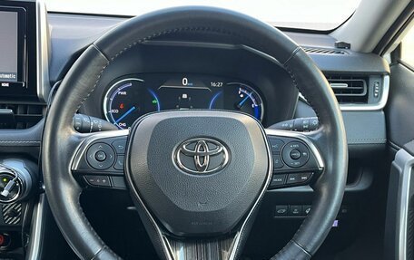 Toyota RAV4, 2019 год, 2 990 000 рублей, 14 фотография