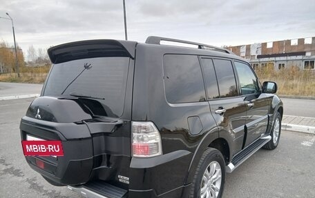 Mitsubishi Pajero IV рестайлинг 2, 2017 год, 2 950 000 рублей, 7 фотография
