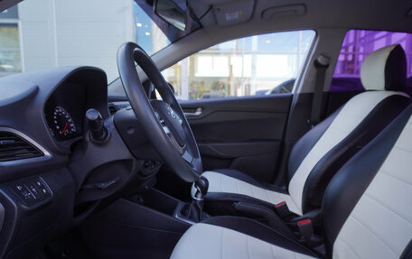 Hyundai Solaris II рестайлинг, 2017 год, 1 088 000 рублей, 10 фотография