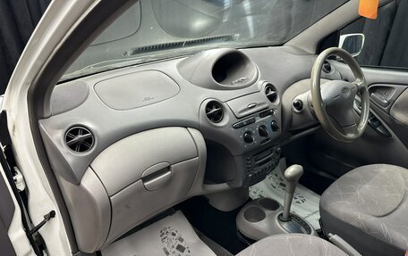 Toyota Platz, 2000 год, 369 000 рублей, 13 фотография