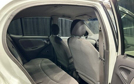 Toyota Platz, 2000 год, 369 000 рублей, 19 фотография