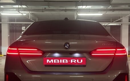 BMW 5 серия, 2024 год, 7 100 000 рублей, 5 фотография