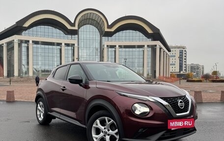 Nissan Juke II, 2021 год, 2 100 000 рублей, 2 фотография