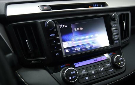 Toyota RAV4, 2017 год, 2 370 000 рублей, 12 фотография