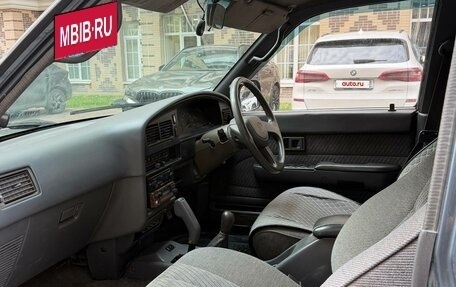 Toyota Hilux Surf III рестайлинг, 1993 год, 685 000 рублей, 8 фотография