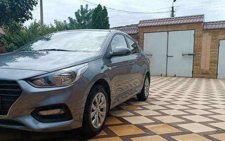 Hyundai Solaris II рестайлинг, 2019 год, 750 000 рублей, 2 фотография
