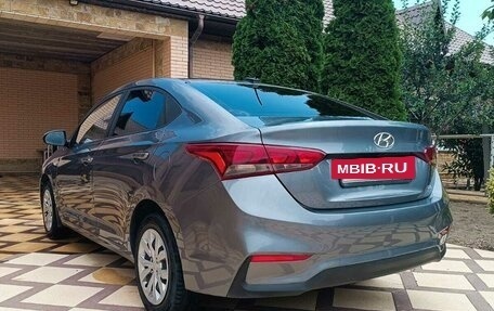 Hyundai Solaris II рестайлинг, 2019 год, 750 000 рублей, 5 фотография