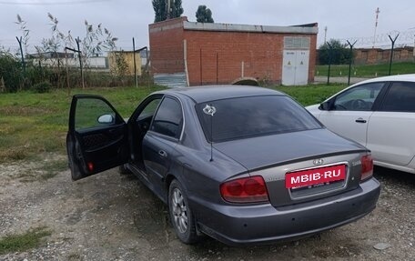 Hyundai Sonata IV рестайлинг, 2002 год, 260 000 рублей, 6 фотография