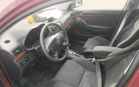 Toyota Avensis III рестайлинг, 2006 год, 850 000 рублей, 9 фотография