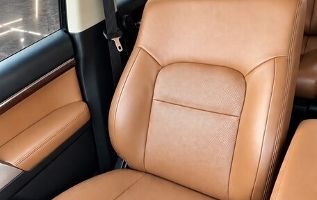 Toyota Land Cruiser 200, 2014 год, 4 350 000 рублей, 4 фотография