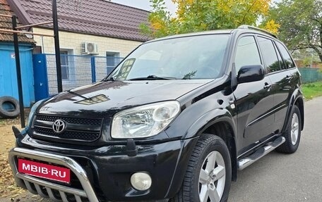 Toyota RAV4, 2004 год, 1 000 000 рублей, 4 фотография