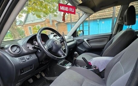 Toyota RAV4, 2004 год, 1 000 000 рублей, 3 фотография