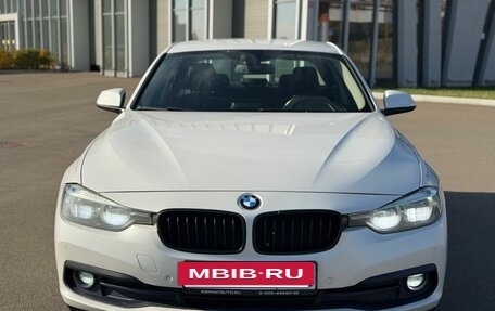 BMW 3 серия, 2018 год, 1 990 000 рублей, 2 фотография