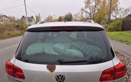 Volkswagen Tiguan I, 2011 год, 850 000 рублей, 2 фотография