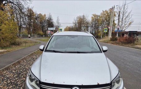Volkswagen Tiguan I, 2011 год, 850 000 рублей, 3 фотография