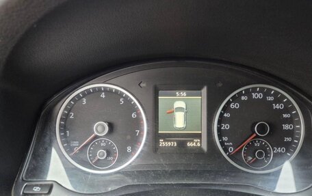 Volkswagen Tiguan I, 2011 год, 850 000 рублей, 4 фотография