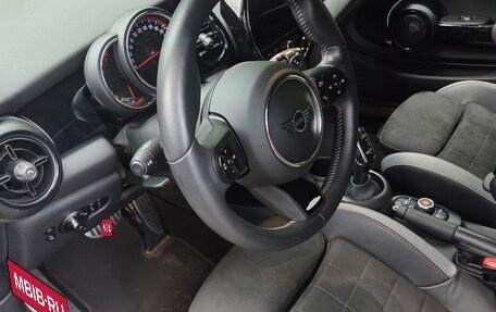 MINI Hatch, 2021 год, 3 450 000 рублей, 5 фотография