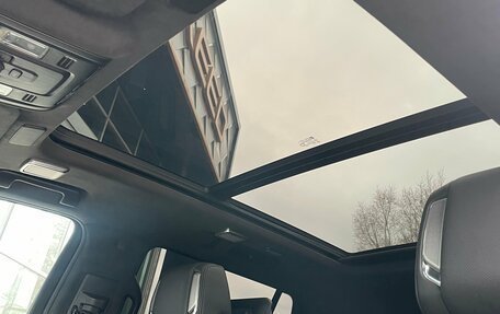 Cadillac Escalade V, 2022 год, 12 000 000 рублей, 16 фотография