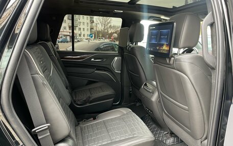 Cadillac Escalade V, 2022 год, 12 000 000 рублей, 18 фотография