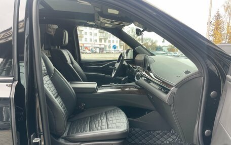 Cadillac Escalade V, 2022 год, 12 000 000 рублей, 17 фотография