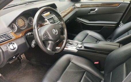 Mercedes-Benz E-Класс, 2010 год, 1 450 000 рублей, 13 фотография