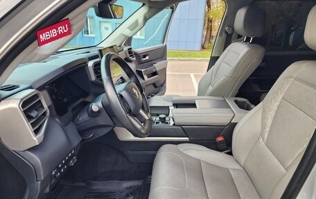 Toyota Sequoia, 2022 год, 9 000 000 рублей, 3 фотография