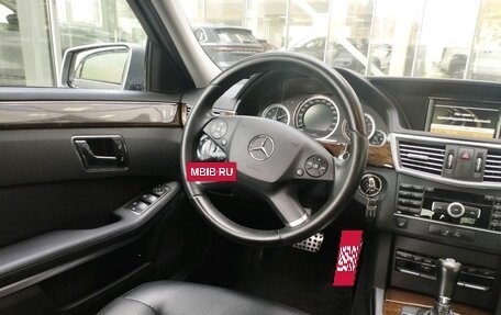 Mercedes-Benz E-Класс, 2010 год, 1 450 000 рублей, 11 фотография