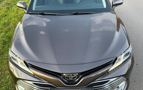 Toyota Camry, 2018 год, 2 450 000 рублей, 8 фотография