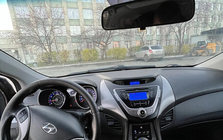 Hyundai Elantra VI, 2013 год, 1 000 000 рублей, 4 фотография