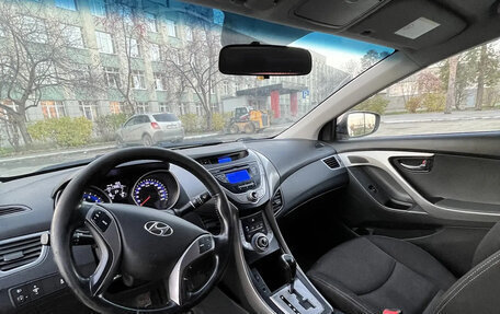 Hyundai Elantra VI, 2013 год, 1 000 000 рублей, 5 фотография