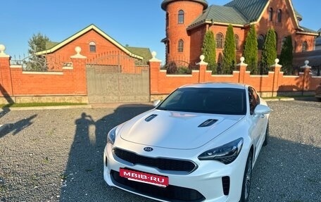 KIA Stinger I, 2019 год, 2 500 000 рублей, 7 фотография