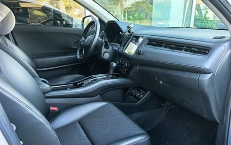 Honda Vezel, 2022 год, 1 200 401 рублей, 6 фотография