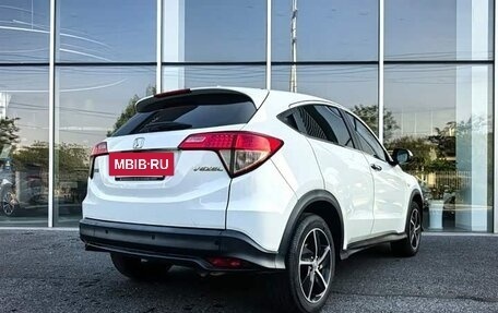 Honda Vezel, 2022 год, 1 200 401 рублей, 5 фотография