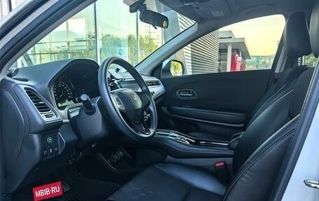 Honda Vezel, 2022 год, 1 200 401 рублей, 13 фотография