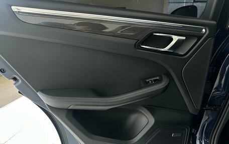Porsche Macan I рестайлинг, 2014 год, 2 099 000 рублей, 34 фотография
