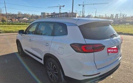 Chery Tiggo 8 Pro, 2021 год, 1 899 000 рублей, 4 фотография