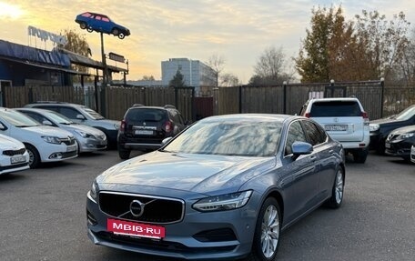 Volvo S90 II рестайлинг, 2017 год, 1 900 000 рублей, 3 фотография