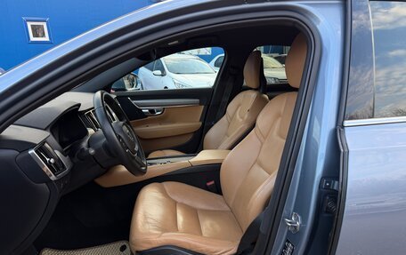 Volvo S90 II рестайлинг, 2017 год, 1 900 000 рублей, 20 фотография