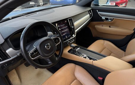 Volvo S90 II рестайлинг, 2017 год, 1 900 000 рублей, 21 фотография